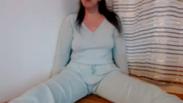 SofiaLenis online show from 10, 6, 2026