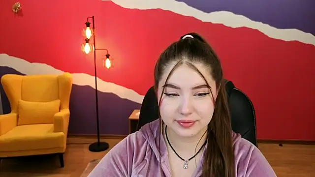 NicoleFoxery online show from 18, 9, 2025