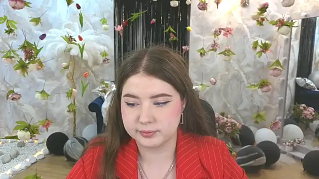 NicoleFoxery online show from 18, 7, 2026