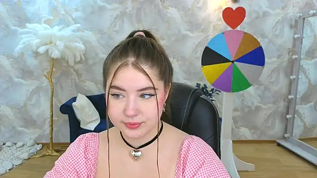 NicoleFoxery online show from 5, 10, 2025