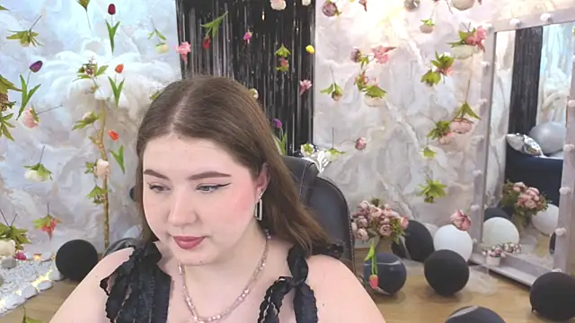 NicoleFoxery online show from 16, 7, 2026