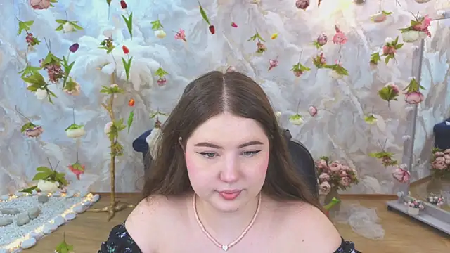 NicoleFoxery online show from 6, 6, 2026