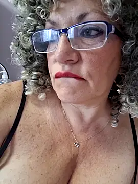 Hot Azaleea online show from 3, 6, 2026