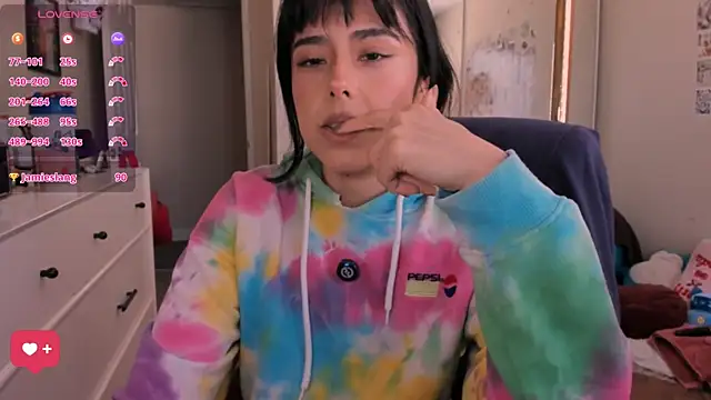 Evie-Luna online show from 28, 6, 2026