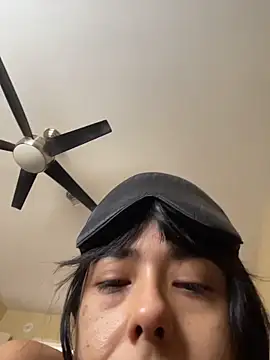 Evie-Luna online show from 22, 11, 2025