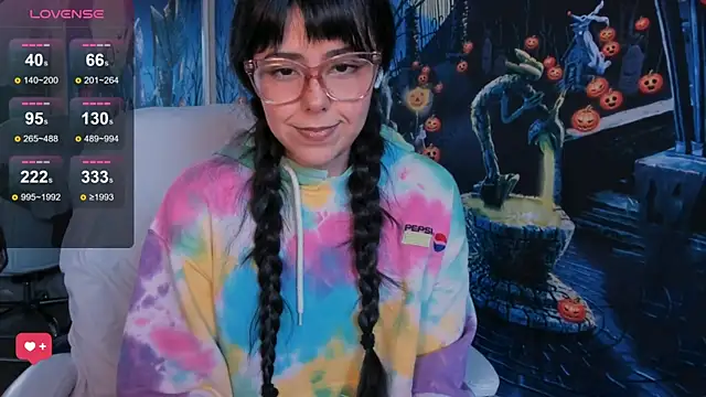 Evie-Luna online show from 26, 10, 2025