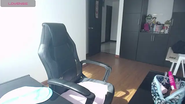 michell fun23 online show from 3, 12, 2025