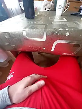 MlodyDres online show from 15, 10, 2025