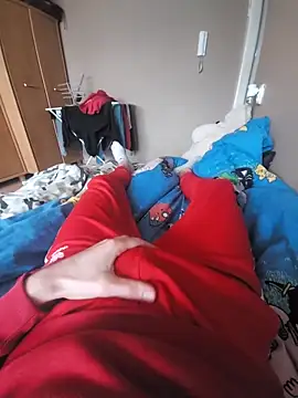 MlodyDres online show from 21, 2, 2025