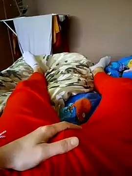 MlodyDres online show from 16, 2, 2025