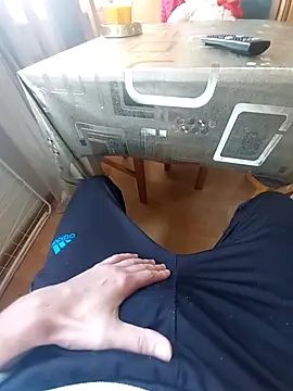 MlodyDres online show from 16, 9, 2025