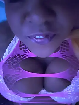 6lue6a6y69 online show from 4, 4, 2026