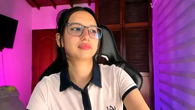 Luniverse online show from 7, 11, 2025