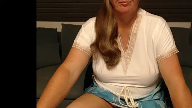 KimMitchelli online show from 12, 9, 2025