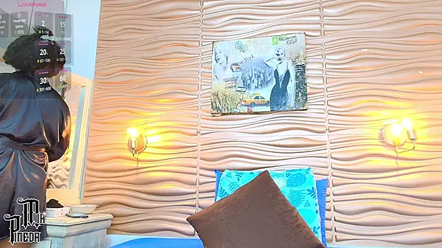 mia pineda online show from 18, 9, 2025