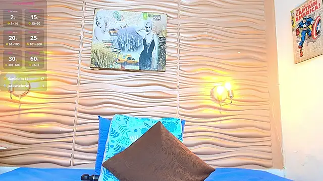 mia pineda online show from 26, 10, 2025