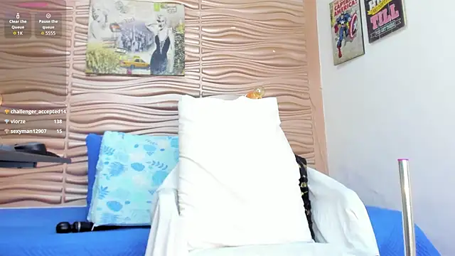 mia pineda online show from 11, 1, 2026