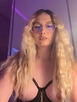 mollyxxx online show from 18, 5, 2026