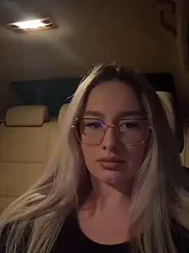 mollyxxx online show from 3, 4, 2026