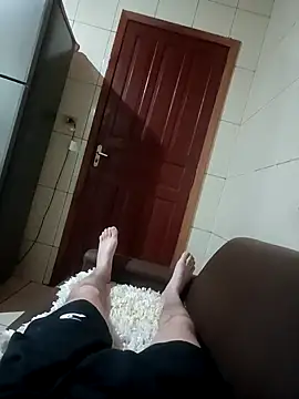 Snapshot of kalebGostoso chatting on 25, 10, 2025 kalebGostoso online show from 25, 10, 2025