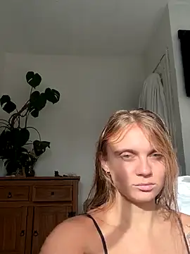 Snapshot of jessieamy chatting on 21, 10, 2025 jessieamy online show from 21, 10, 2025