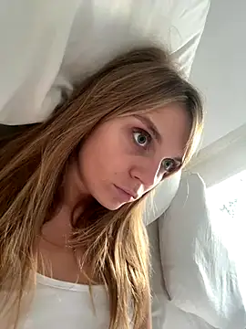 Snapshot of jessieamy chatting on 9, 10, 2025 jessieamy online show from 9, 10, 2025