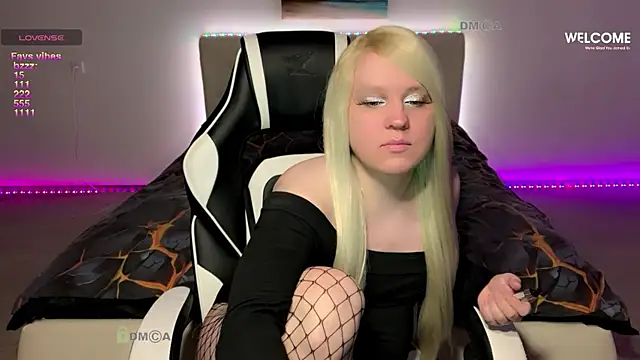 Snapshot of camsmiley chatting on 5, 2, 2026 camsmiley online show from 5, 2, 2026