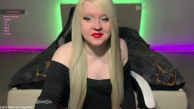 camsmiley online show from 12, 4, 2026