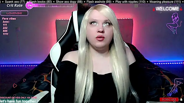 camsmiley online show from 5, 12, 2025