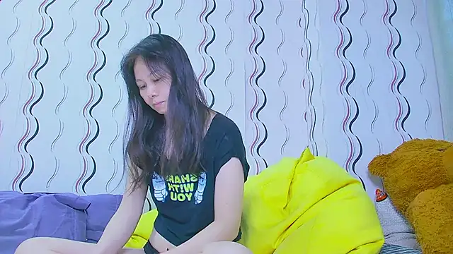 Snapshot of Asiannina chatting on 29, 10, 2025 Asiannina online show from 29, 10, 2025