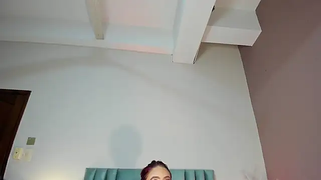 JupiteFox online show from 8, 4, 2026