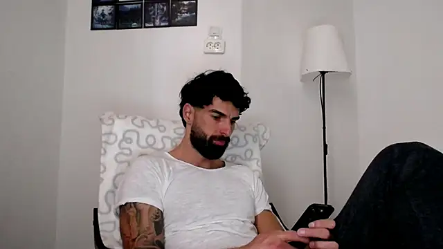 Verycutex online show from 1, 3, 2026