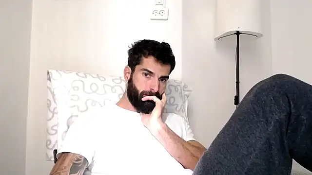 Verycutex online show from 17, 11, 2025