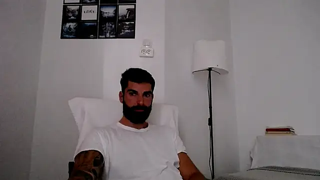 Verycutex online show from 21, 10, 2025