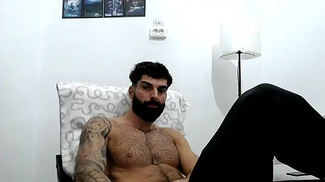 Verycutex online show from 4, 12, 2025