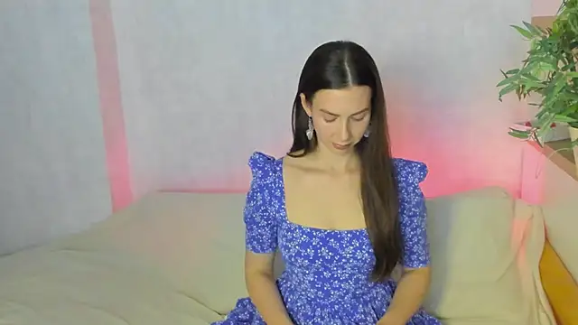 Teresa Hardly online show from 30, 11, 2025