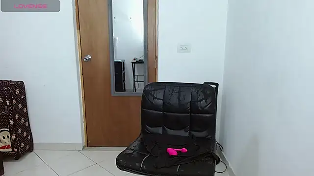 selena ferri online show from 5, 4, 2026