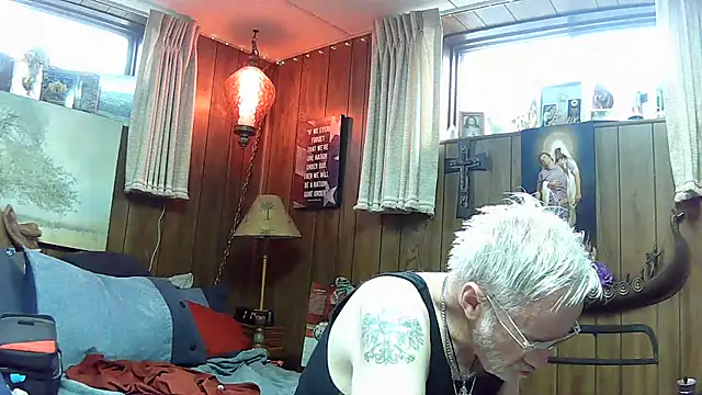 Makowboy online show from 3, 2, 2025