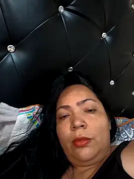 NIKOLE1301 online show from 7, 5, 2026