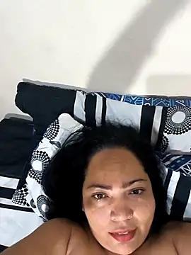 NIKOLE1301 online show from 16, 4, 2026