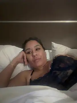 Snapshot of Aw_ThROAt9 chatting on 19, 7, 2026 Aw ThROAt9 online show from 19, 7, 2026