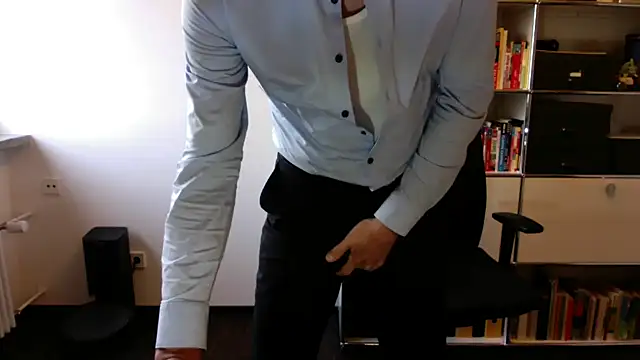 Snapshot of Slave_75 chatting on 7, 5, 2026 Slave 75 online show from 7, 5, 2026