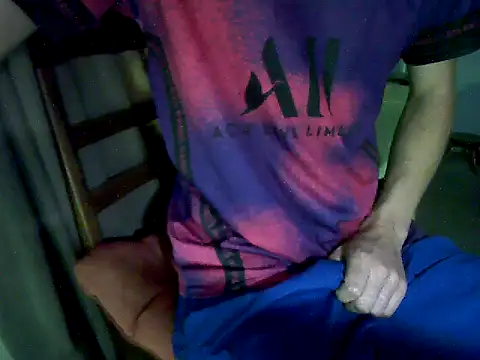 Snapshot of yourboysexy19 chatting on 15, 11, 2025 yourboysexy19 online show from 15, 11, 2025