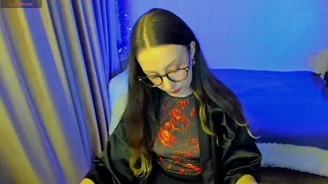 CurlySteph online show from 5, 12, 2025