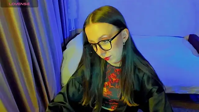 CurlySteph online show from 14, 4, 2026