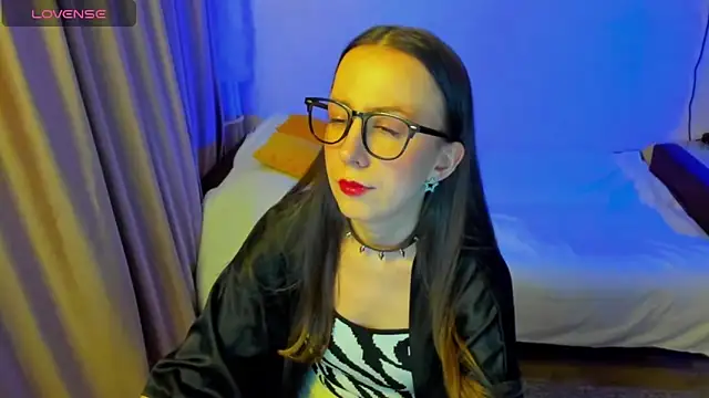 CurlySteph online show from 24, 3, 2026