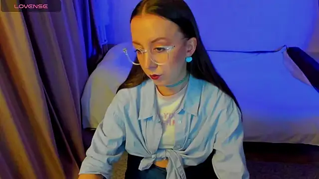 CurlySteph online show from 17, 4, 2026