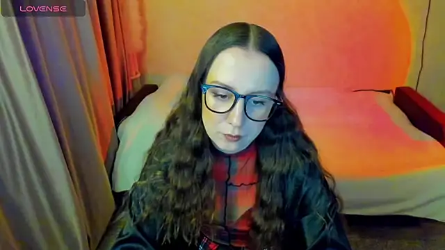 CurlySteph online show from 17, 5, 2026
