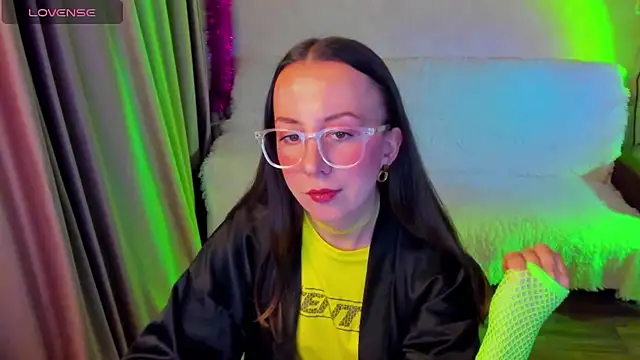 CurlySteph online show from 8, 1, 2026