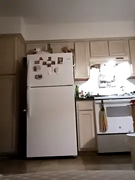 BigButtBetaBoi online show from 5, 4, 2026